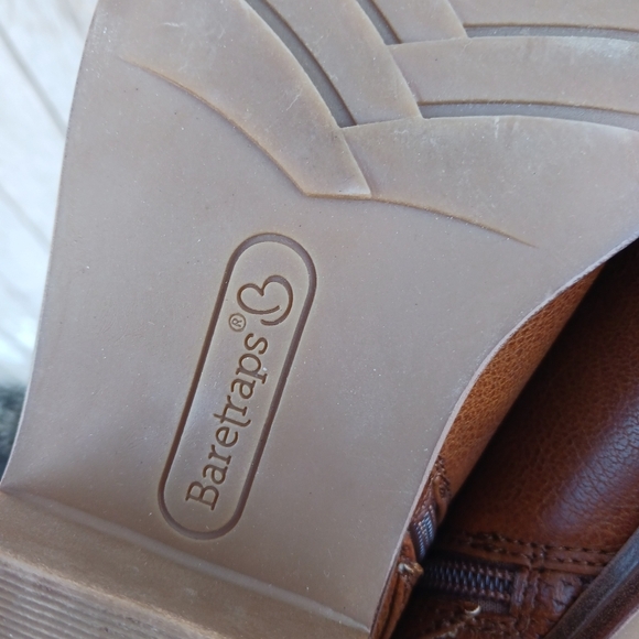 Baretraps Womens Sz 7M Maci Brown Booties Ankle Boots Shoes Vegan Leather Faux - Picture 2 of 9